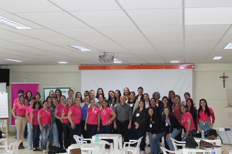 Coprossel promove curso de liderança feminina que resulta em projetos sociais