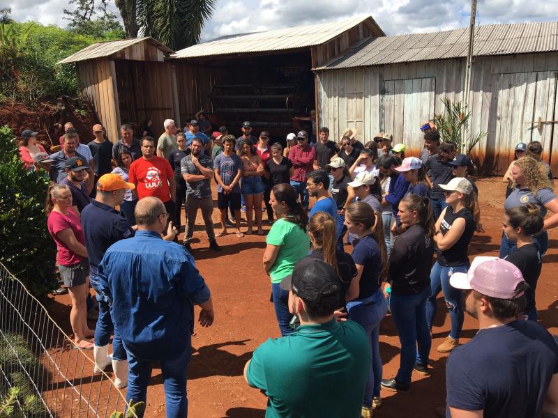 Encontro da Prefeitura na Comunidade de Virmond acontece em Lagoa Bonita