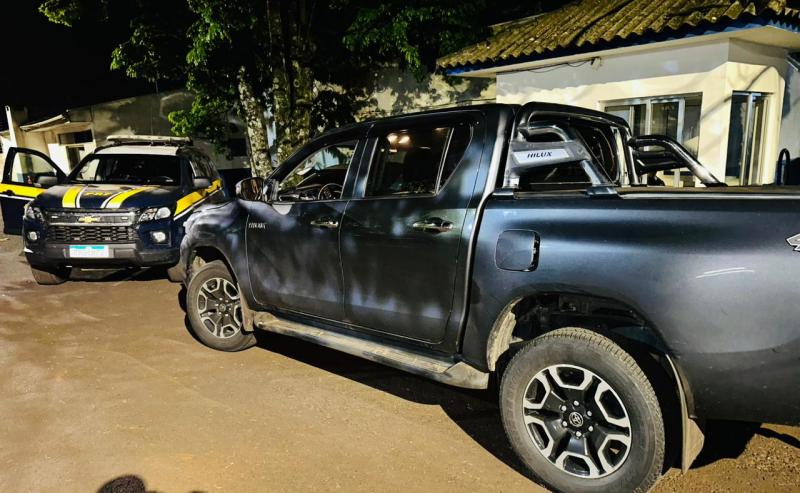 PRF recupera Hilux clonada em Cascavel