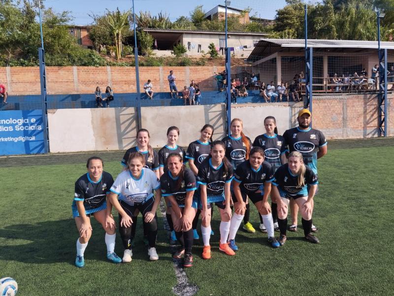 10 equipes participam da 1ª Copa Garotas em Campo 