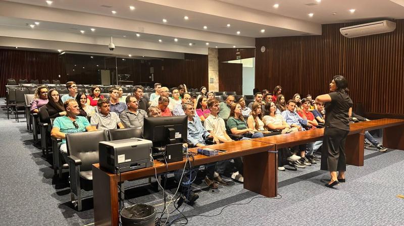 Vereadores do Parlamento Jovem do Núcleo de Laranjeiras visitam TRE-PR