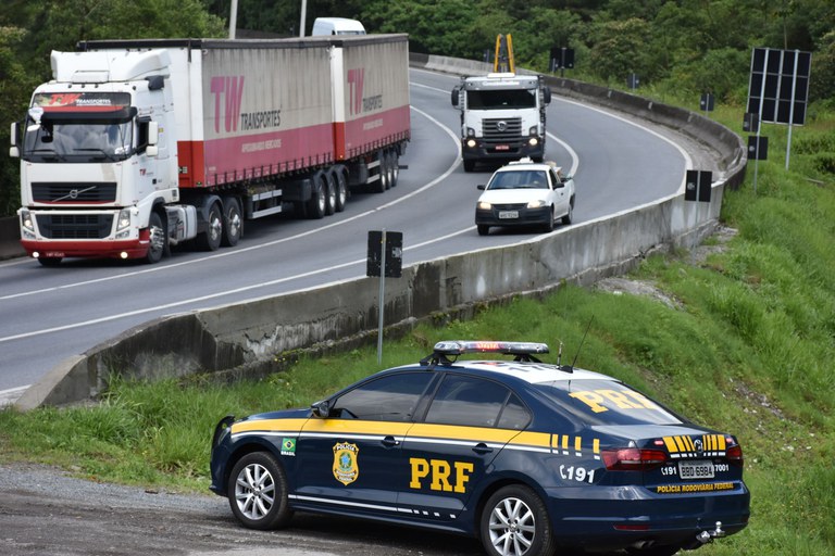 PRF divulga balanço da Operação Natal 2023 no Paraná 