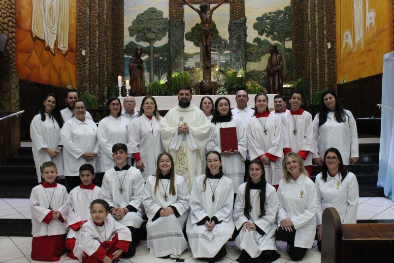 4º dia da Novena da Padroeira Sant´Ana foi presidida pelo Padre Adriano Toczeck