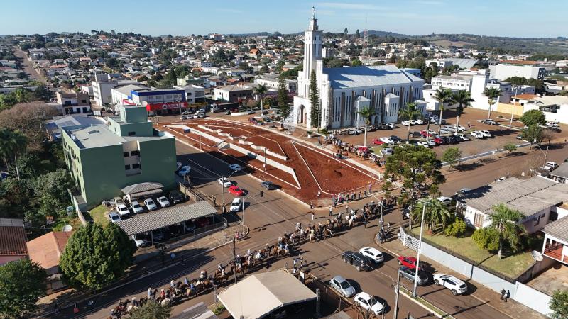 Chegada da Cavalgada com Santa Missa foi o ponto alto da programação deste domingo da Festa de Sant´Ana