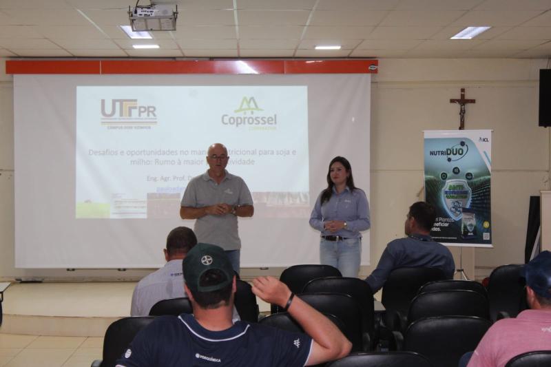 Coprossel e ICL realizam evento com foco em Nutrição e Fisiologia de Plantas