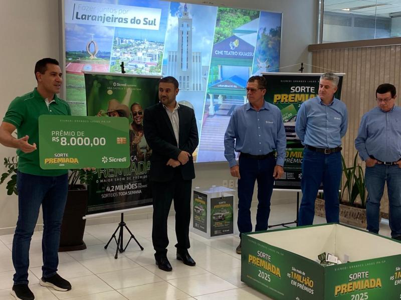 Sicredi Grandes Lagos realiza 1Â° sorteio da campanha Sorte Premiada