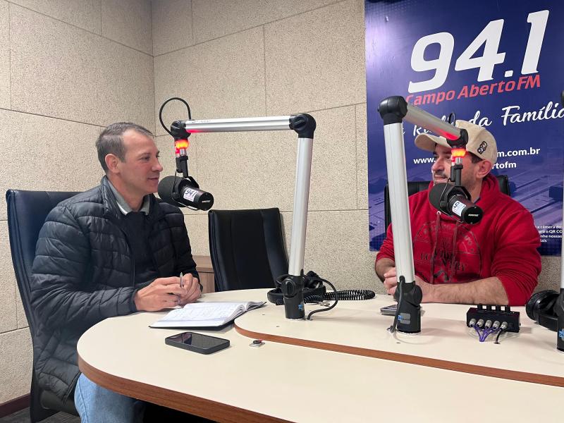 Campo Aberto FM recebe visita do novo chefe do Núcleo Regional de Turismo do Paraná