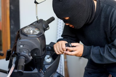 LS: Homem é detido com motocicleta furtada em estabelecimento comercial