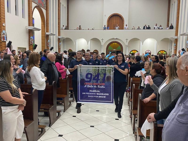 LS: 6º dia da novena da Padroeira lota Matriz Sant’Ana