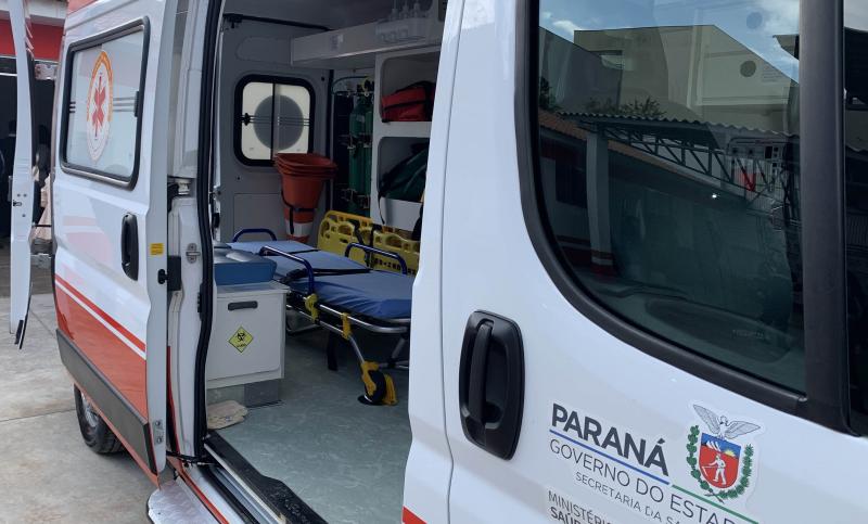 LS: Após entrar em surto psicótico, mulher agride moradores da casa