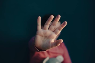 Cantagalo: Criança sofre lesões após ser agredida pela mãe