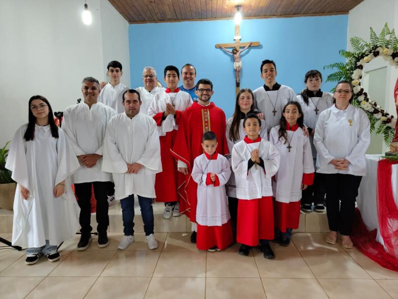 Festa do Sagrado Coração de Jesus reuniu centenas de Fiéis na comunidade do Passo Liso