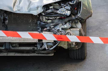 LS: Após acidente, condutor atropela pedestre e foge do local