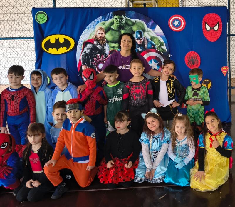 Escola Aluísio Maier conquista 1º lugar nacional no Prêmio Aprendendo com Prazer 2025