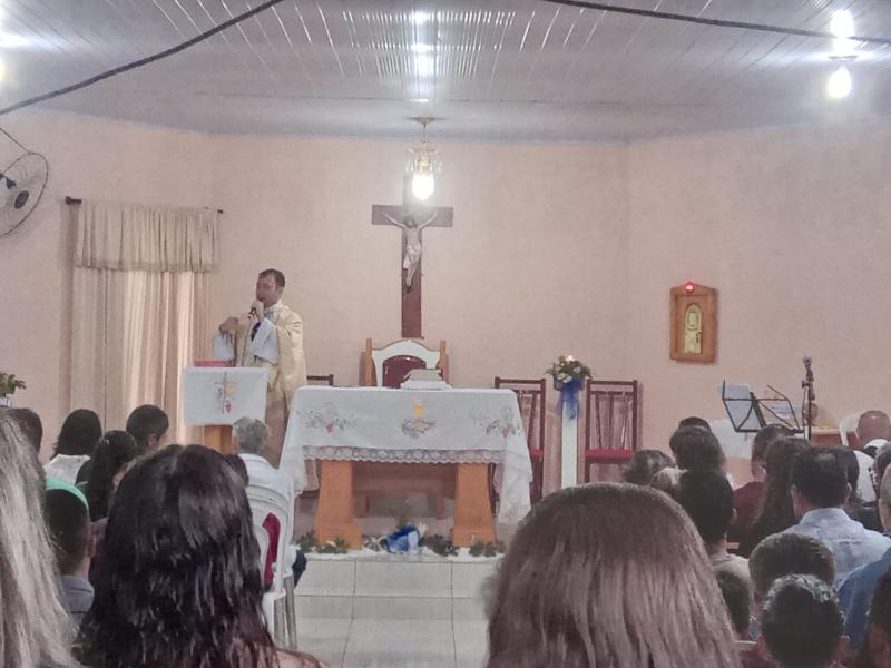 Festa em louvor a Nossa Senhora Aparecida em Barra Mansa atraiu centenas de fiéis