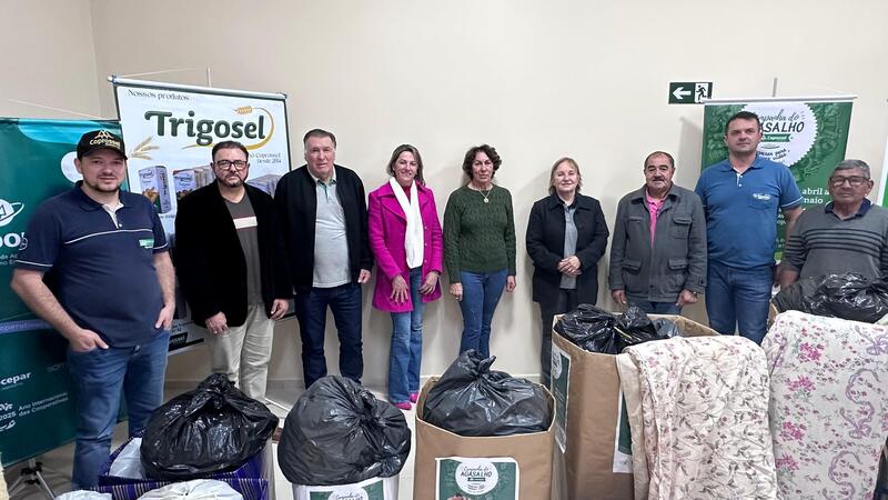 Campanha do Agasalho Coprossel beneficia instituições socioassistenciais com mais de 2.900 itens arrecadados